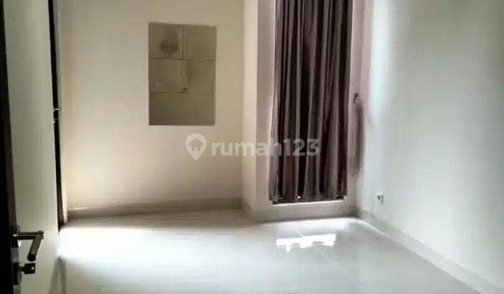 Rumah Bagus Unfurnished di Cluster Newton Gading Serpong, Tangerang 2