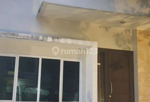 Rumah 2 Lantai Bagus di Cluster Newton Summarecon, Tangerang 2