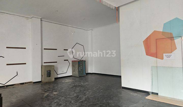 Disewakan Ruko Gandeng Tengah Kota Jalan Jendral Sudirman Balikpapan 2