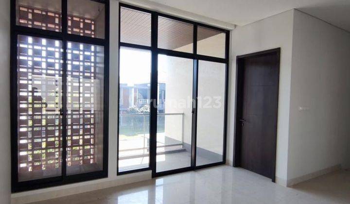 Rumah Di Sumnarecon Bandung Cluster Emily Type Elora Premium - Lokasi Adem Strategis Bagus 2