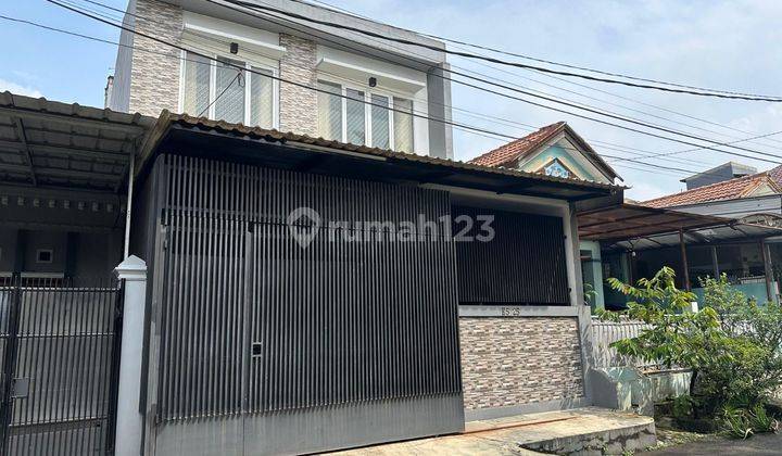 Rumah Keren Di Taman Kopo Indah 3 Blok E - Cakep Nan Keren Lokasi Strategis 1