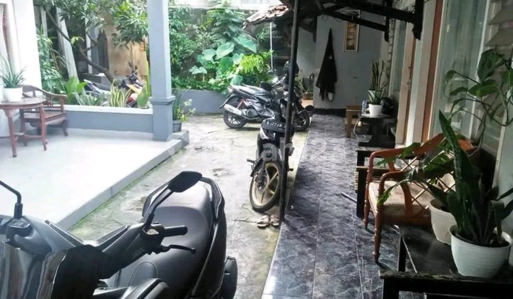 Rumah Kos Dijual Dipati Ukur Sekeloa.daerah Rame.akses Gang 2 Motor
