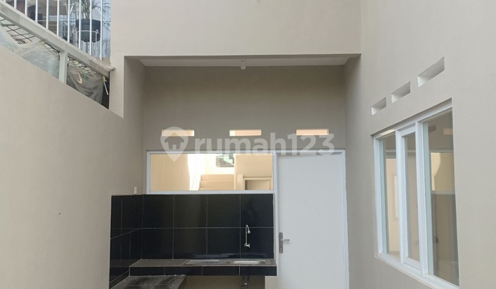 Rumah Dijual Baru 2 Lantai Komp Cibaduyut Permai Sebrang Tvri Kotamadya