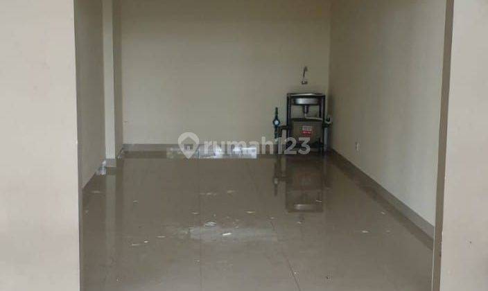 Dijual Ato Sewa Kios Depan Kolam Apartemen Gateway Pasteur 1