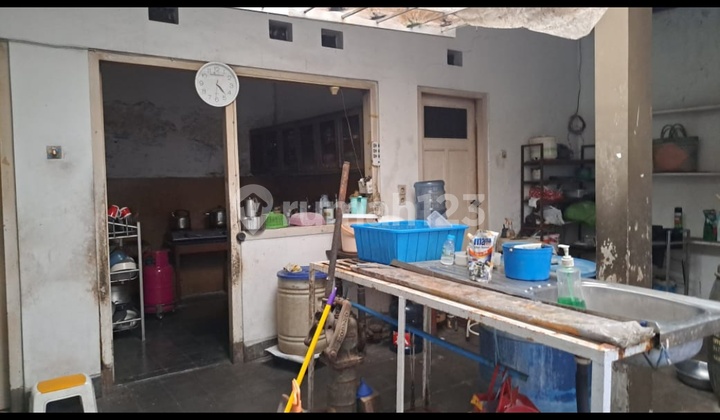 Rumah Dijual Di Jalan Dokter Sayap Cipaganti.dekat Fasilitas Umum.dekat Pintu Tol Pasteur 2