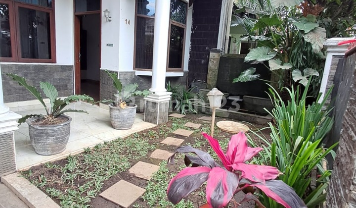 Rumah Dijual Sayap Marga Cinta 2 Lantai.minimalis Modern