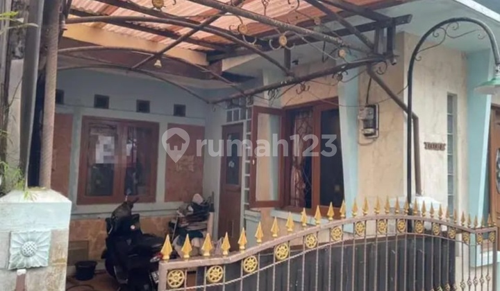 Rumah Dijual Di Komplek Jalan Pesantren Cibabat Cimahi Strategis Dan Nyaman