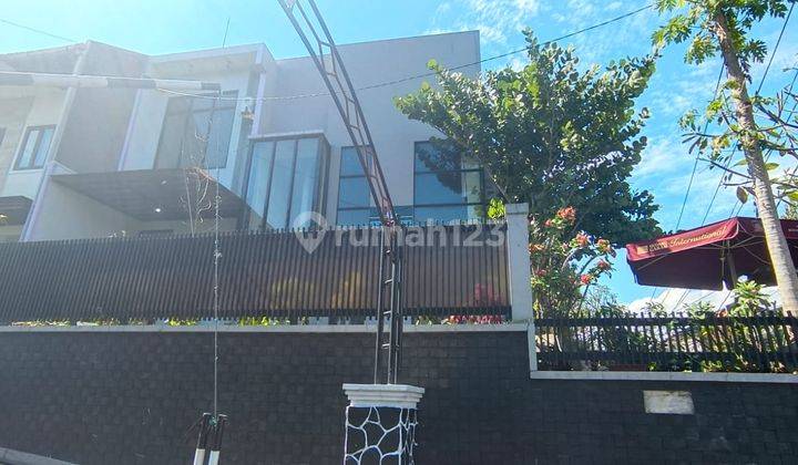 Rumah 3 Lantai Strategis Dekat Tol Pasteur Gunung Batu Cimahi Bandung 1