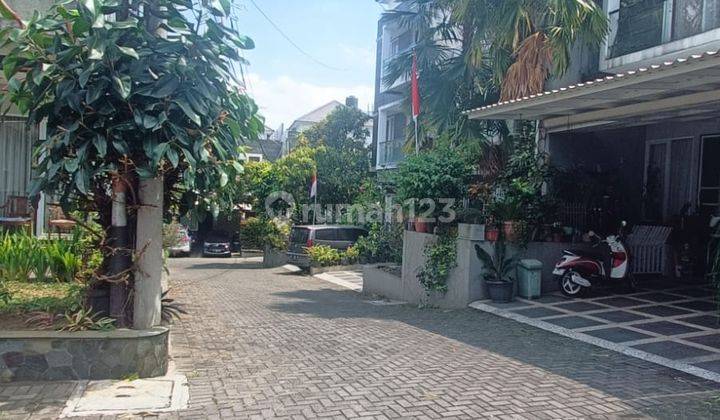 Rumah Keren Furnished Adem Tenang Sejuk Sukahaji Sarijadi Bandung 1