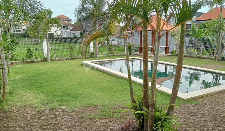 Rumah Semi Furnished Kontrakan Baru SHM - Sertifikat Hak Milik di padonan, Canggu 1