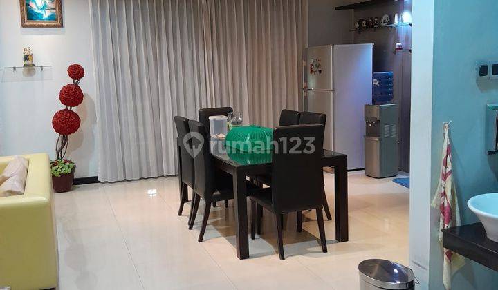 Dijual Full Furnished Rumah Citraland Sby Barat Luas 240 Meter 2