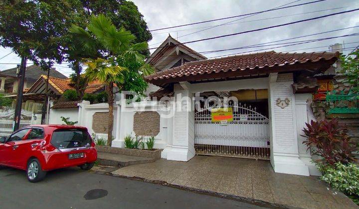 3 ARE SPACIOUS HOUSE FULLY FURNISHED IN ELITE GATOT SUBROTO HOUSING AREA 1