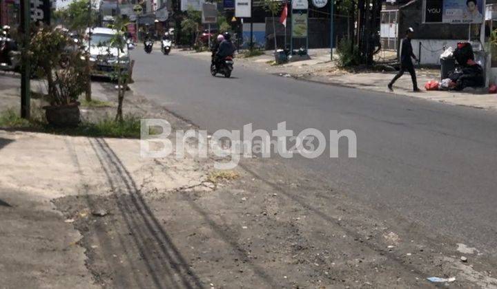 RUKO 3 LANTAI BERSIH TIDAK PERLU RENOVASI AREA TUKAD BARITO 2