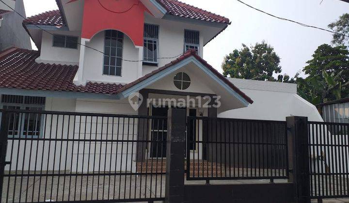 Disewa Rumah Modern Classic 2 Lantai di Melati Mas Tangerang 1