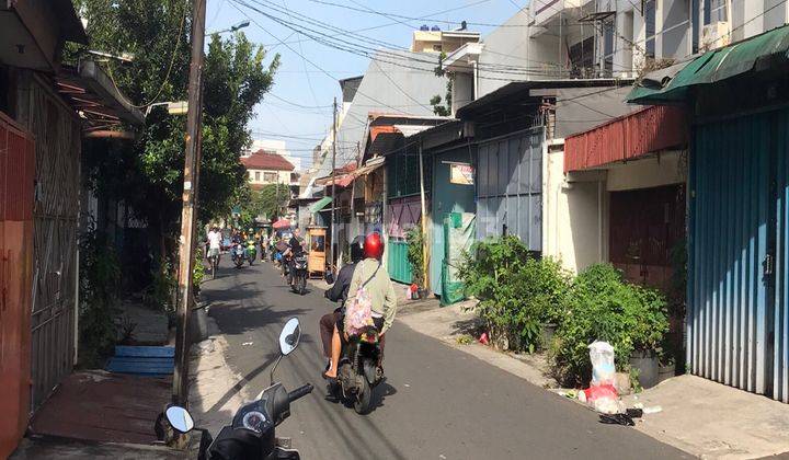 Rumah 2 Lantai Daerah Mangga Besar Depan Jalan Besar 2