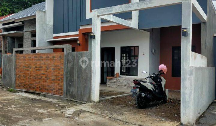 Rumah Siap Huni di Jl Dewi Sartika Semarang Barat 1