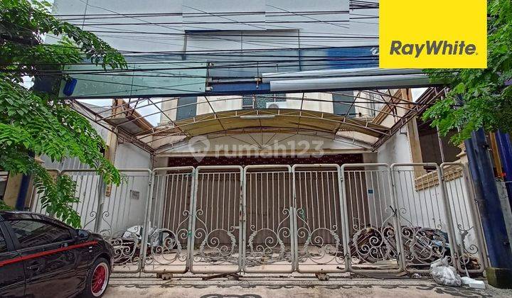 Dijual Rumah Usaha Ex Showroom Di Raya Bratang Binangun Surabaya 1