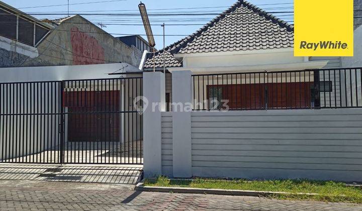 Disewakan Rumah Dijalan Manyar Tirtomoyo Surabaya 1