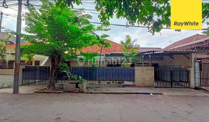 Disewakan Rumah Dijalan Manyar Tirtoyoso Surabaya 1