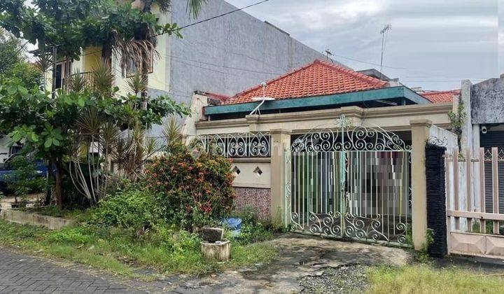 Dijual Rumah di Jalan Dukuh Kupang Timur Surabaya 1