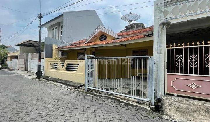 Dijual Rumah SHM di Jl Darmo Permai Utara Surabaya 1