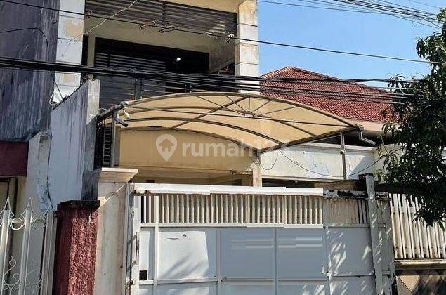 Dijual Rumah di Jalan Dukuh Kupang Surabaya 1