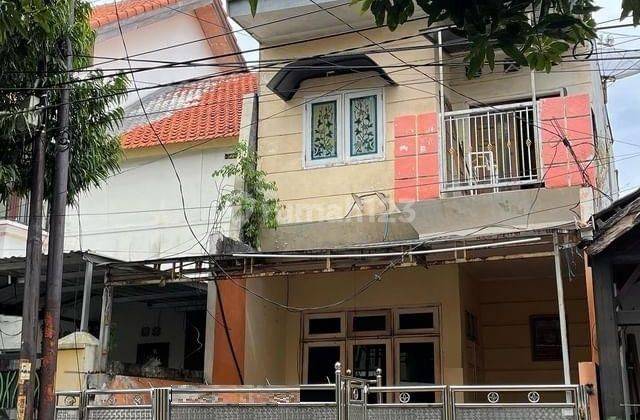 Dijual Rumah 2 lt di Jl Dukuh Kupang Surabaya Barat 1