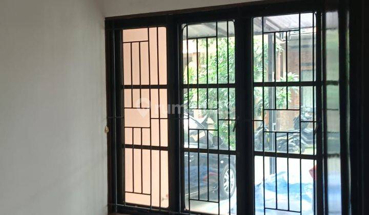 Di Jual Rumah Baru Renovi Siap Huni 1½lt - Claster Celesta Graha Raya 2