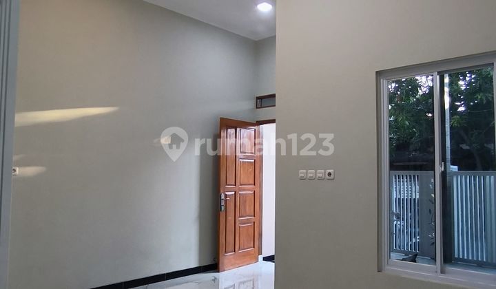 For Sale New Nice House Ready to Occupy 2 floors Poris Indah Tangerang 2