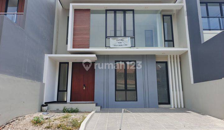 Dijual Cepat Rumah Siap Huni 2 Lantai Di International Village Kt 1