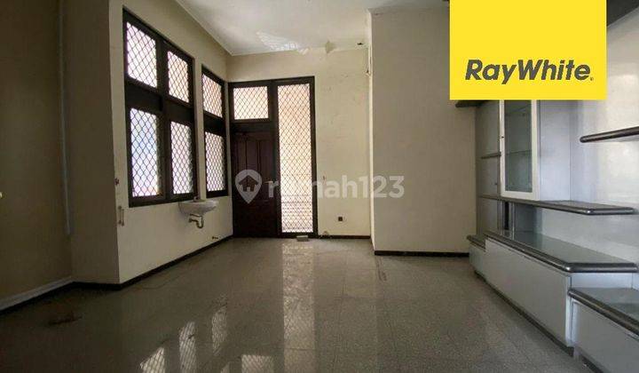 Dijual Rumah di Jalan Argopuro Surabaya Pusat 2