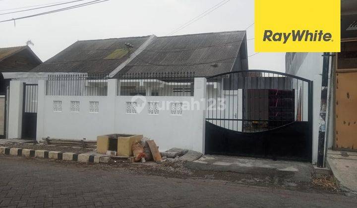 Disewakan Rumah Dijalan Ikan Lumba Lumba Surabaya 1