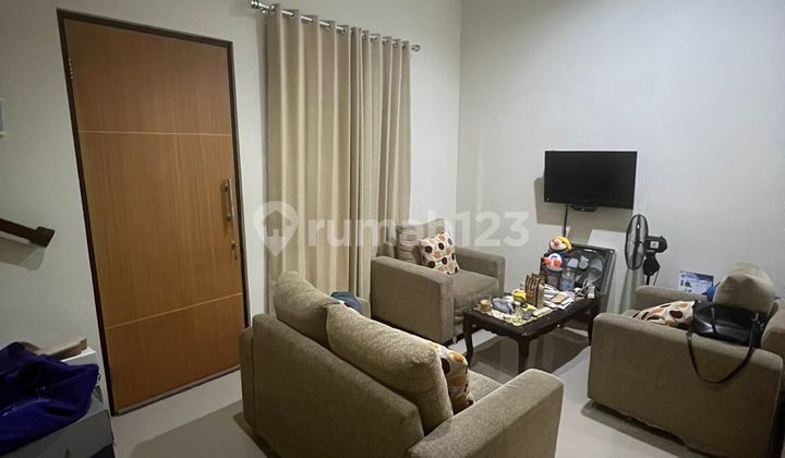 Rumah 2 Lt Modern Minimalis Dekat Merr Wiguna Surabaya Siap Huni  2