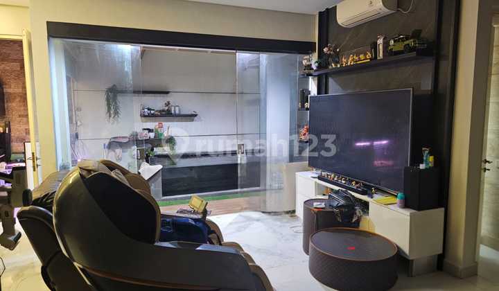 For Sale: Lake View House in Citraland Northwest Park, West Surabaya 2