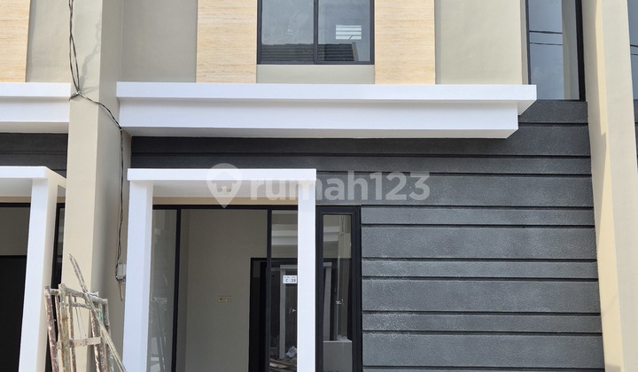 Rumah 2 Lantai Gununganyar Sby Di Raya Oerr 700 Jutaan Murah Shm