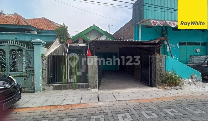 Dijual Rumah di Jalan Gayungan PTT Surabaya 1