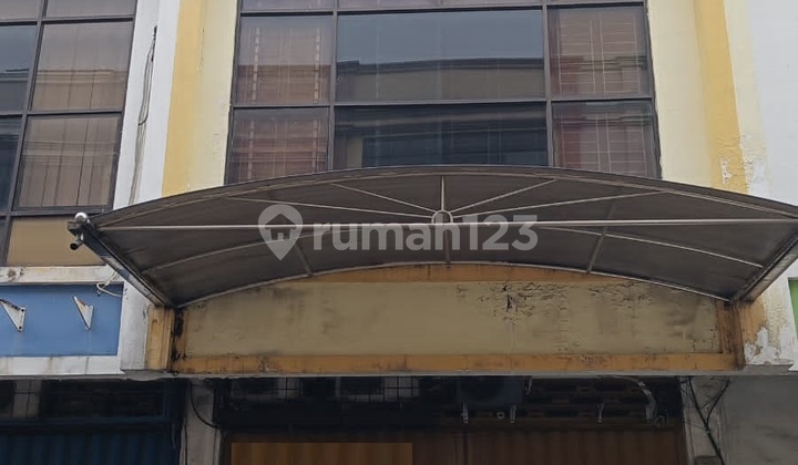 For Sale 3-Storey Shop House in Rungkut Megah Raya Surabaya 1