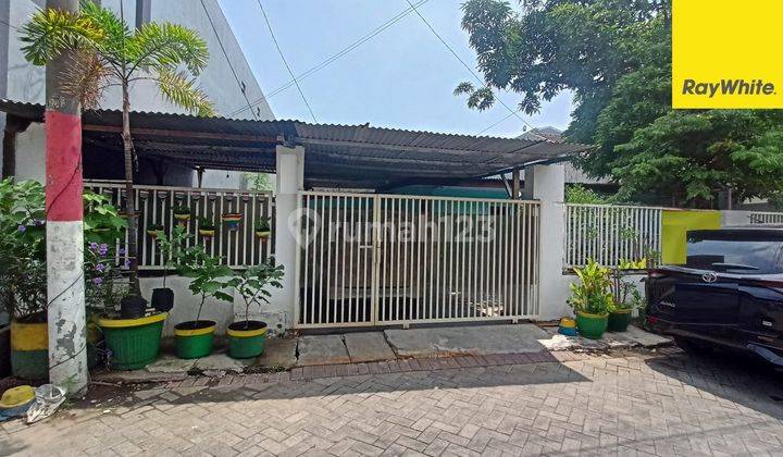 Rumah SHM Dijual di Jalan Nginden Kota Surabaya 1