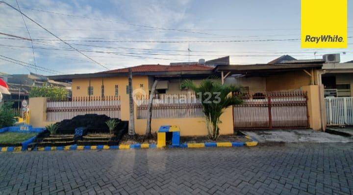 Rumah Dijual di Jl Kutisari Indah Barat Surabaya 1