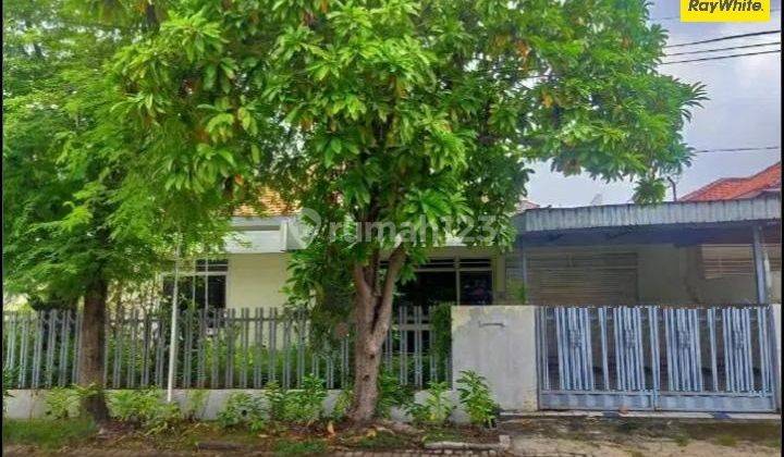 Dijual Rumah SHM di Manyar Kertoarjo Surabaya 1