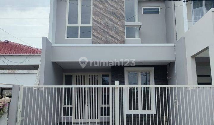 Dijual Rumah SHM di Manyar Tirtoyoso Selatan Surabaya 1