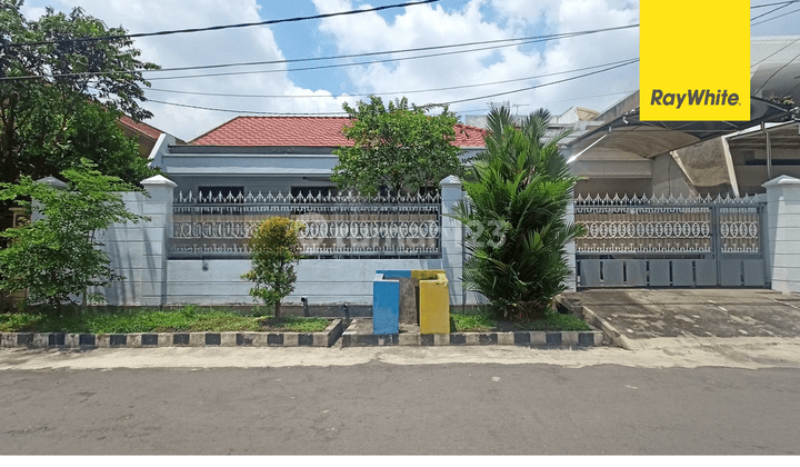 Dijual Rumah SHM di Jl Kertajaya Indah Surabaya 1