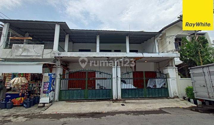 Disewakan Rumah 2 Lt di Semolowaru Elok Surabaya 1