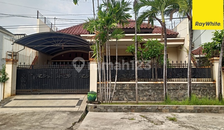 Dijual Rumah SHM di Jl Jemursari Surabaya 1