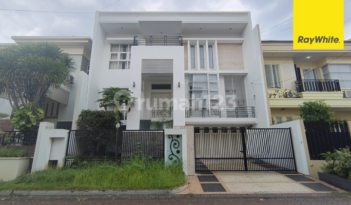 For Sale Luxury House in Galaxy Bumi Permai Surabaya 1