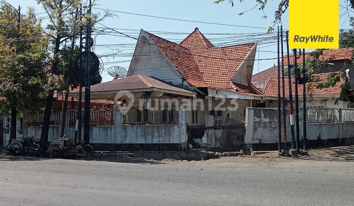 SHM House for Sale at Zero Ngagel Main Road, Surabaya 1
