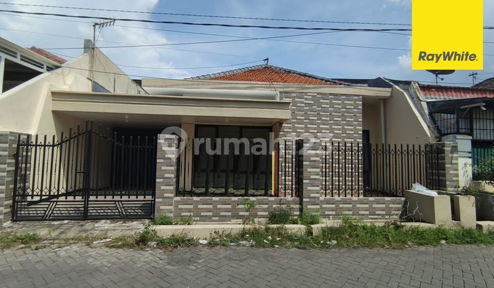 Dijual Rumah di Jalan Lebak Indah Surabaya Timur 1