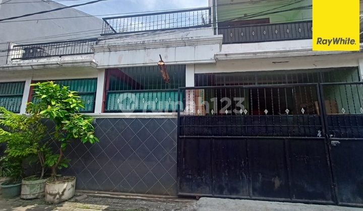 House for Sale on East Ploso Street, East Surabaya 1