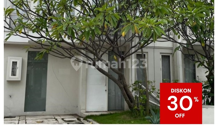 For Sale Auction House in Grand Pakuwon Adelaide Surabaya 1