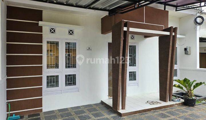 Di jual rumah minimalis di dalem komplek sariwangi city view 2